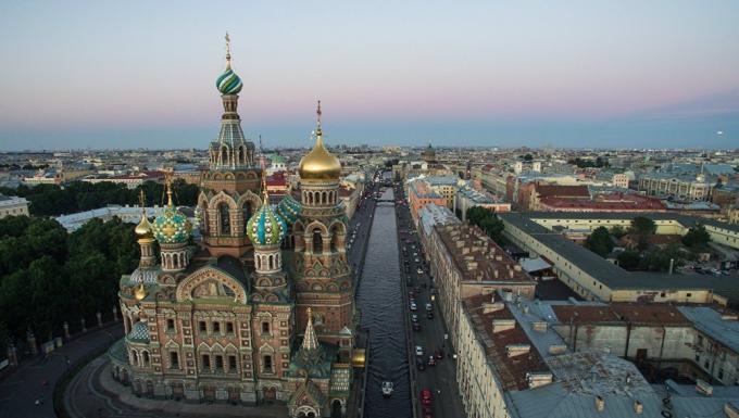 3fb2166dbe3141b73222eed2b47dd2b4 - У испанской туристки в Санкт-Петербурге украли более 100 тысяч рублей